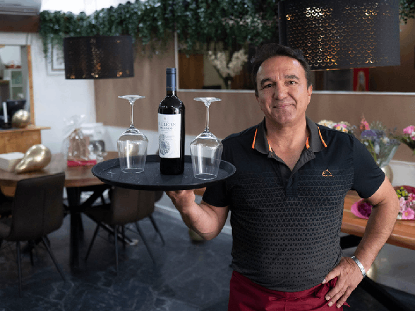 Toegang tot Perzisch & Iraans restaurant in Hengelo